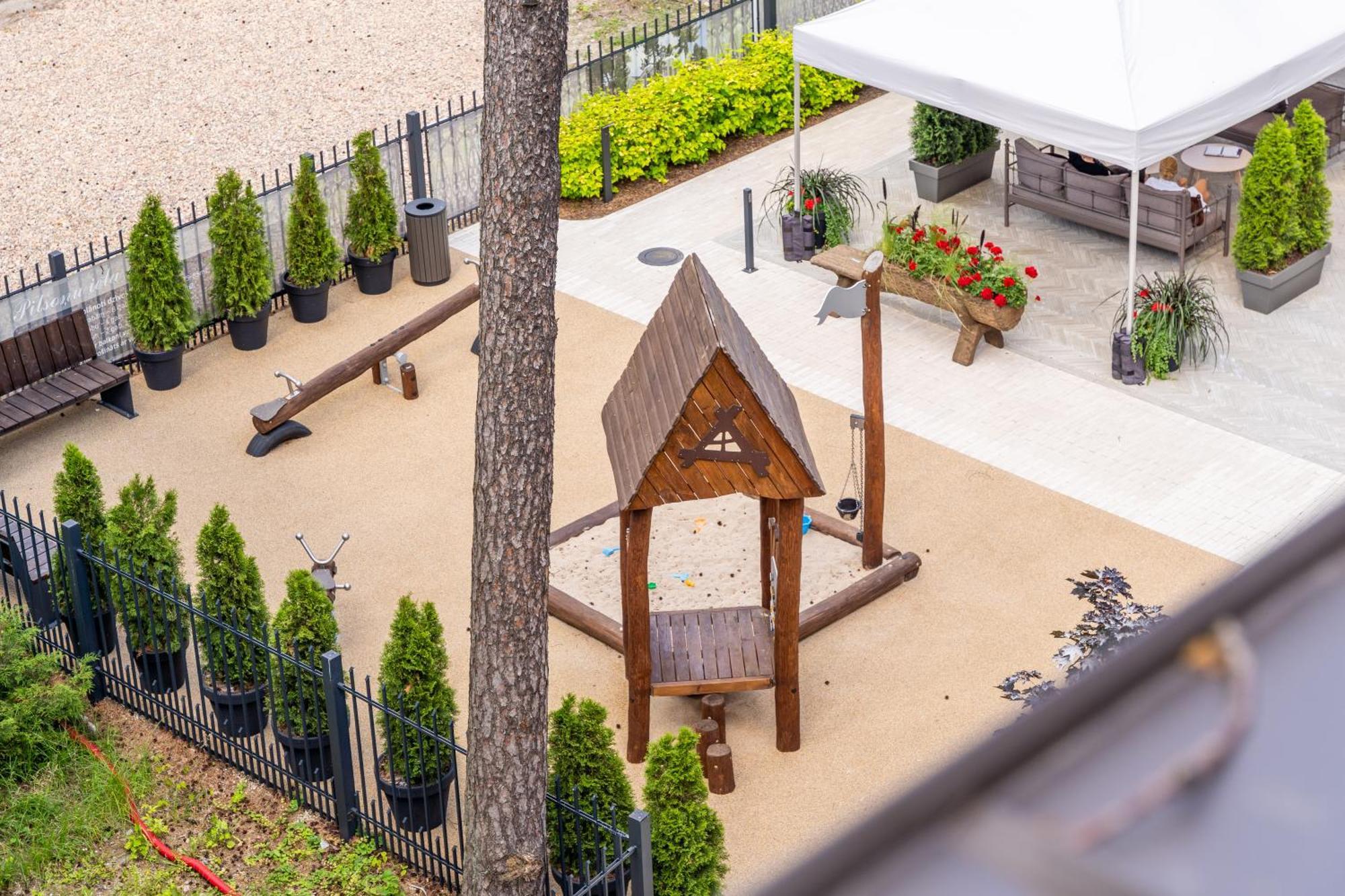 Stories Design Aparthotel Jurmala Bagian luar foto