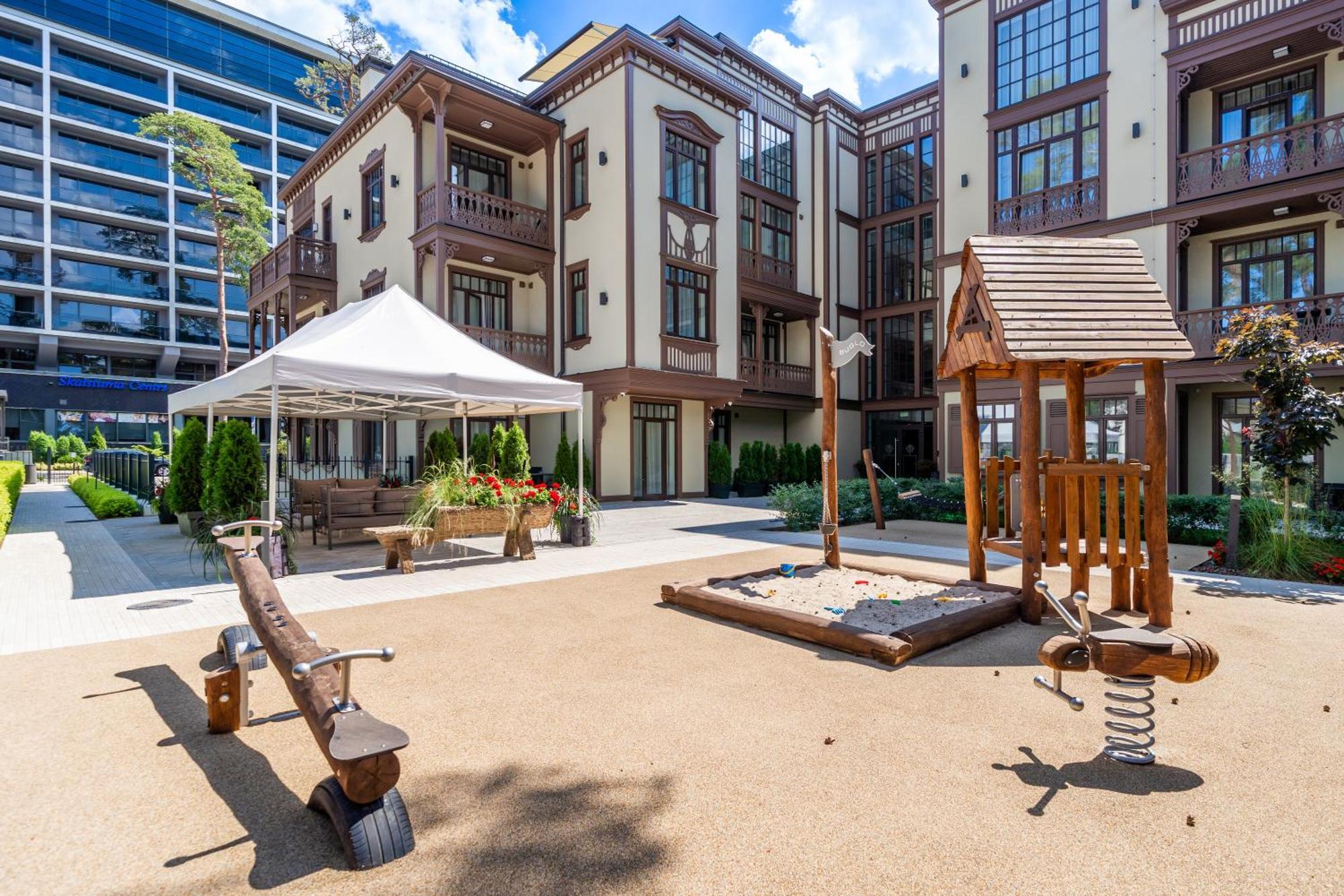 Stories Design Aparthotel Jurmala Bagian luar foto